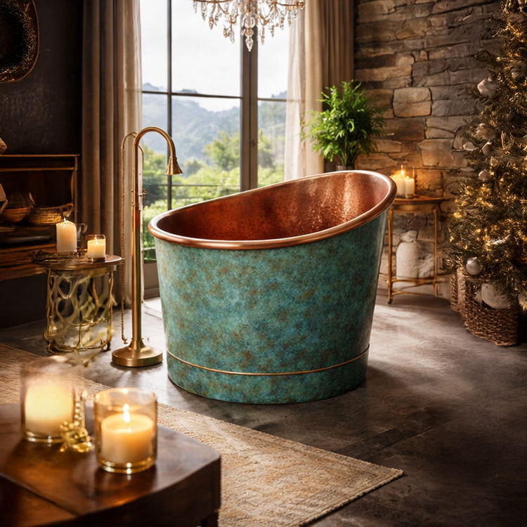 39-Inch Japanese Soaking Copper Bathtub Hammered Antique Copper Interior Blue-Green Verdigris Patina Exterior