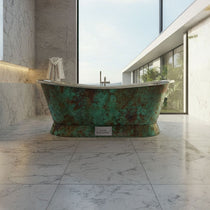 Slanting Base Stainless Steel Bathtub Weathered Patina Exterior