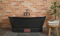 Straight Base Copper Bathtub Black Outside
